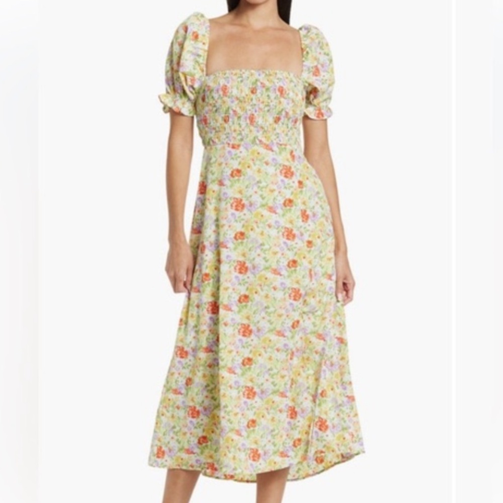 ASTR The Label Smocked Floral Midi Dress Puff Sleeve Cottagecore Size Small